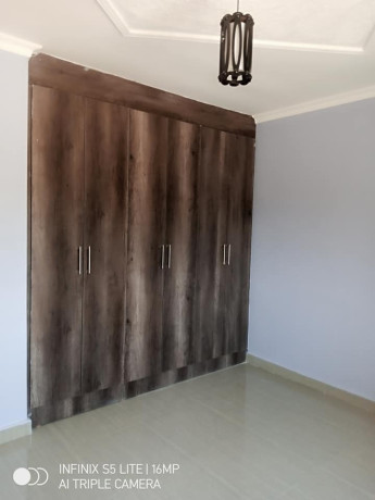 2-bedroom-flat-for-rent-in-silverest-big-5