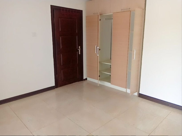 neat-three-bedroom-flat-for-rent-in-ibex-hill-big-6