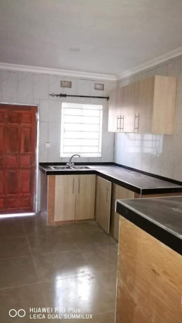 2-bedroom-flat-for-rent-in-meanwood-ibex-big-1