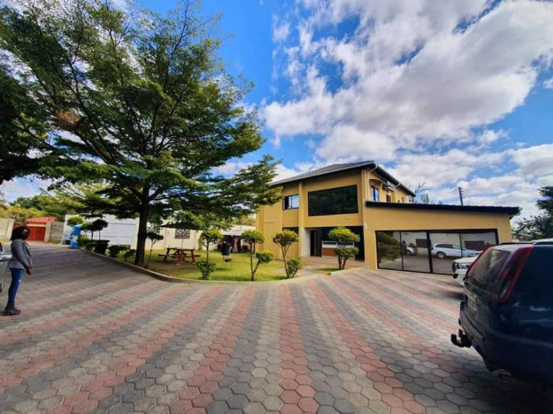 office-space-for-rent-in-olympia-extension-big-2