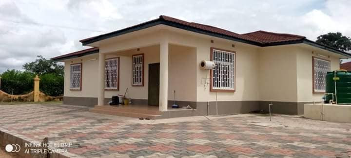 3-bedroom-standalone-house-for-rent-in-silverest-gardens-big-0