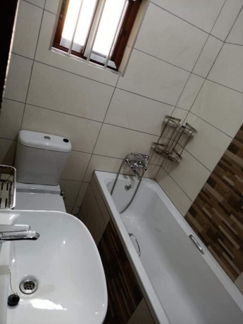 3-bedroom-flat-for-rent-in-lilayi-big-4