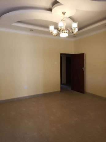 3-bedroom-flat-for-rent-in-lilayi-big-3