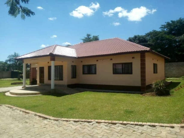 3-bedroom-flat-for-rent-in-lilayi-big-0