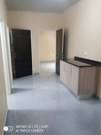 3-bedroom-flat-for-rent-in-chalala-big-5