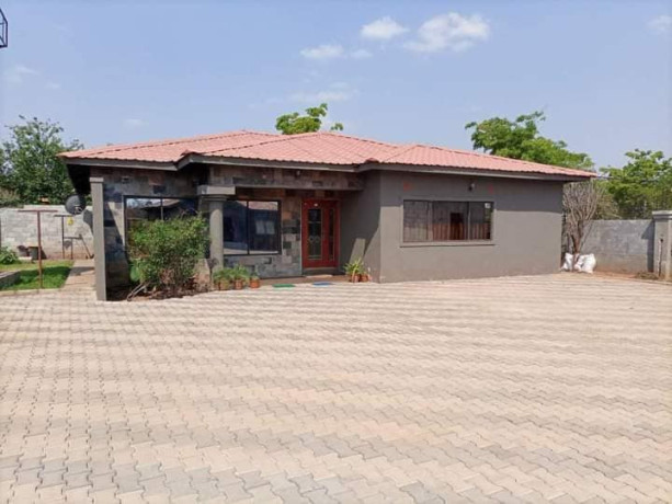 3-bedroom-standalone-flat-for-rent-in-new-kasama-big-1