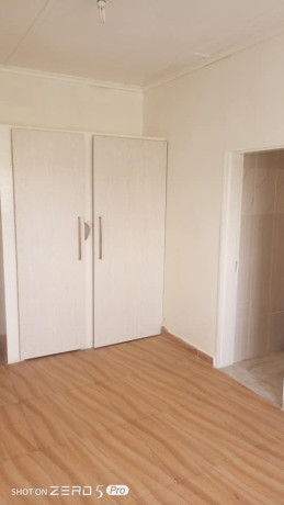 3-bedroom-semi-detached-flat-for-rent-in-meanwood-ndeke-big-2