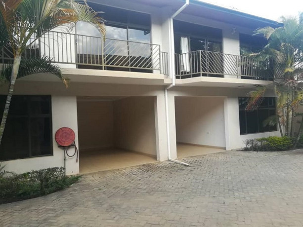 3-bedroom-apartment-for-rent-in-longacres-big-0