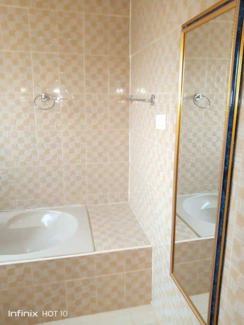 3-bedroom-flat-for-rent-in-chalala-big-5