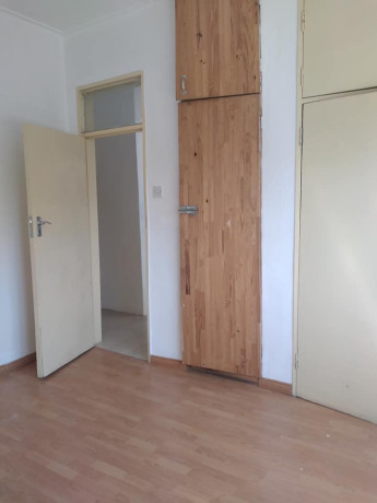 3-bedroom-flat-for-rent-in-rhodespark-big-5