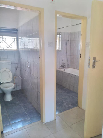3-bedroom-flat-for-rent-in-rhodespark-big-9