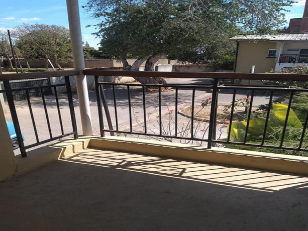 3-bedroom-flat-for-rent-in-rhodespark-big-7