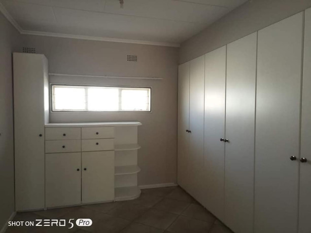 3-bedroom-standalone-house-for-rent-in-roma-big-3