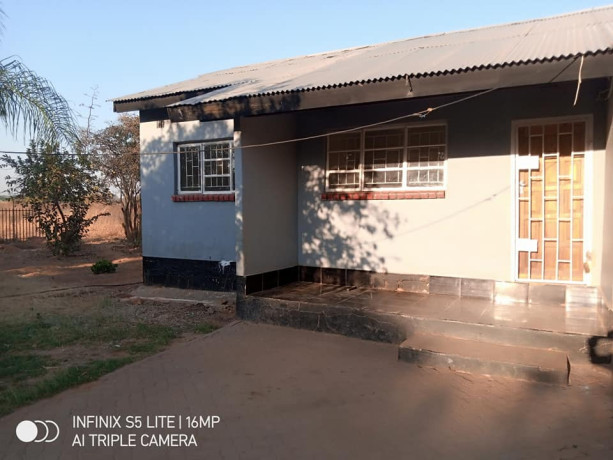 2-bedroom-flat-for-rent-in-lusaka-west-big-1