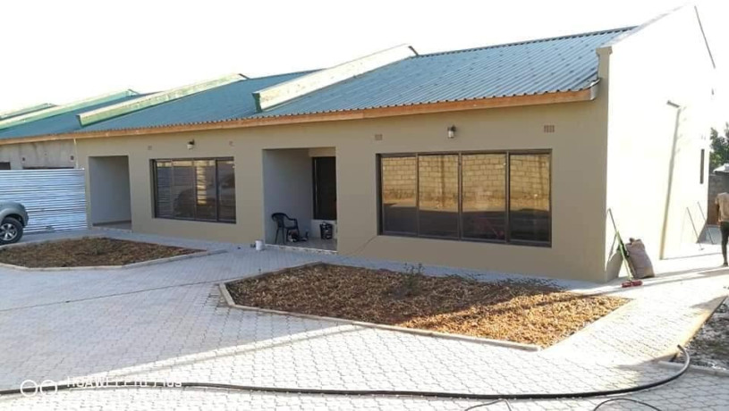 2-bedroom-flat-for-rent-in-roma-big-0