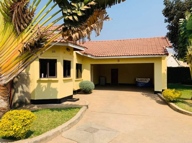 beautiful-3-bedroom-standalone-house-for-rent-in-kabulonga-big-5