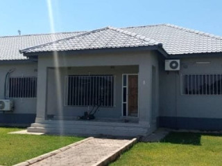 neat-two-bedroom-flat-for-rent-in-ibex-hill