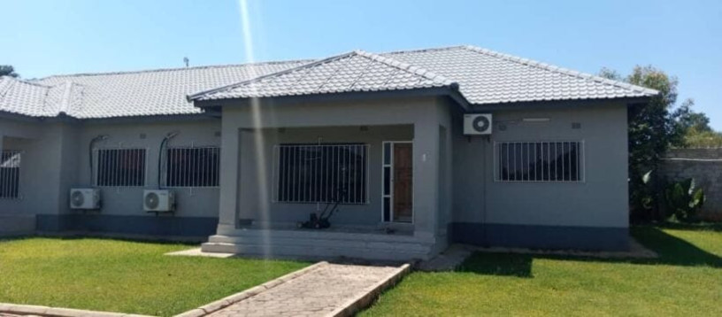 neat-two-bedroom-flat-for-rent-in-ibex-hill-big-0