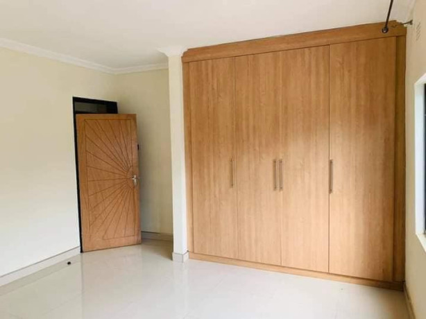 2-bedroom-flat-for-rent-in-ibex-hill-big-2