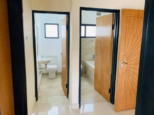 2-bedroom-flat-for-rent-in-ibex-hill-big-3