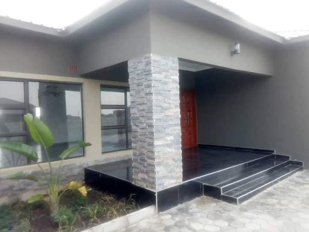 3-bedroom-standalone-house-for-rent-in-new-kasama-big-2