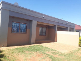 2-bedroom-flat-for-rent-in-chalala