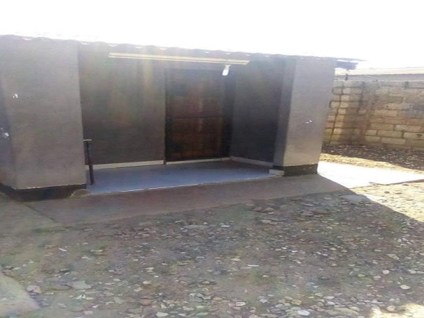 2-bedroom-house-for-rent-in-kabwata-big-2
