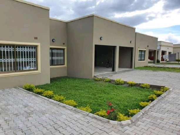 2-bedroom-flat-for-rent-in-chilanga-big-0