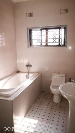 2-bedroom-flat-for-rent-in-chalala-big-3
