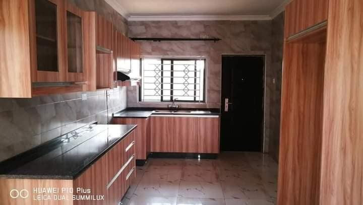 2-bedroom-flat-for-rent-in-chalala-big-9
