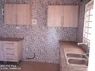 2-bedroom-flat-for-rent-in-meanwood