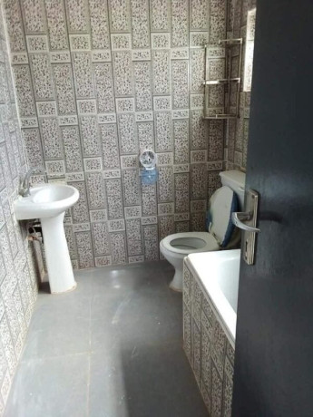 2-bedroom-flat-for-rent-in-chalala-big-2