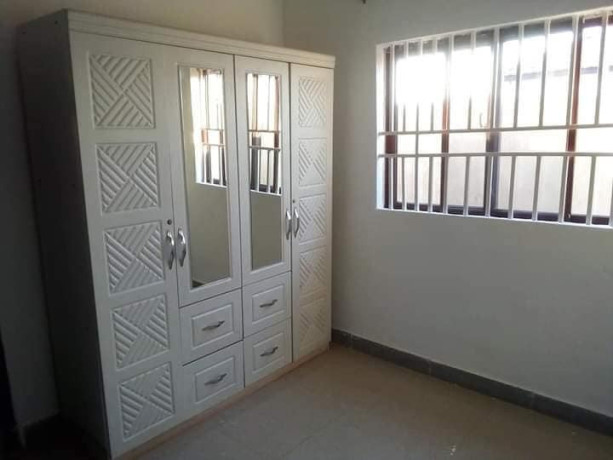 2-bedroom-flat-for-rent-in-chalala-big-3