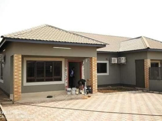 2-bedroom-flat-for-rent-in-chalala