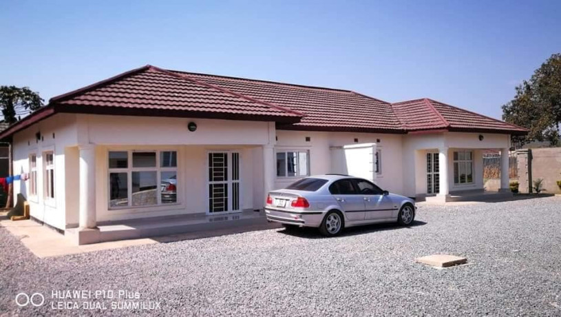 2-bedroom-flat-for-rent-in-meanwood-ibex-big-0