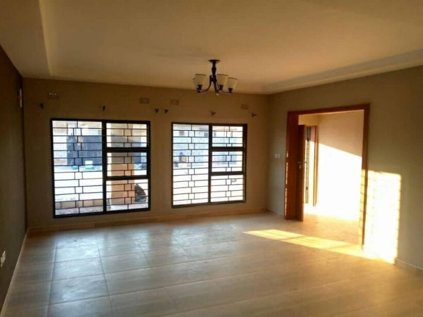 3-bedroom-standalone-house-for-rent-in-new-kasama-big-2