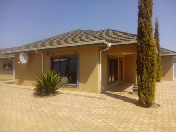 2-bedroom-flat-for-rent-big-0