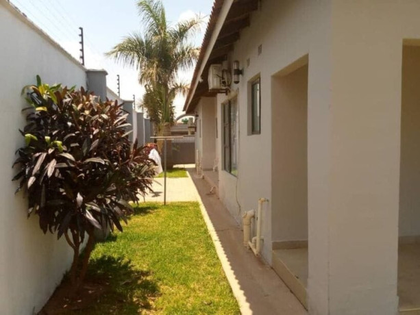 3-bedroom-flat-for-rent-in-roma-park-big-8