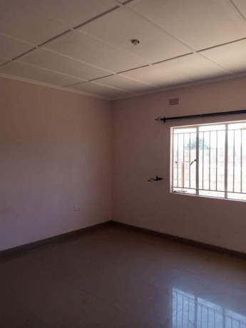 3-bedroom-flat-for-rent-in-woodlands-big-5