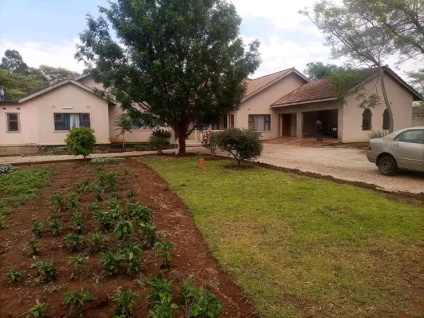 5-bedroom-house-for-sale-in-makeni-big-5