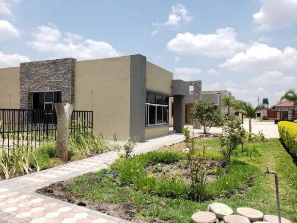 2-bedroom-flat-for-rent-in-meanwood-ibex-big-0