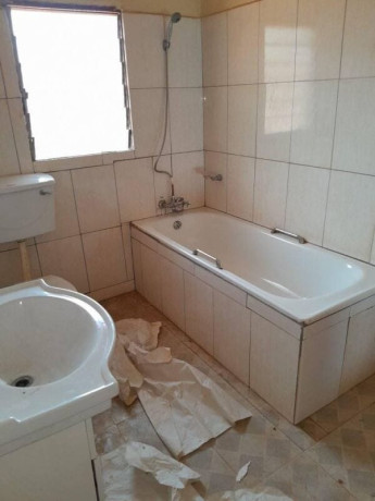 2-bedroom-flat-for-rent-in-lilayi-big-7