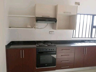 2-bedroom-flat-for-rent-in-meanwood-vorna-valley