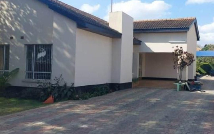 5-bedroom-house-for-rent-in-roma-big-0