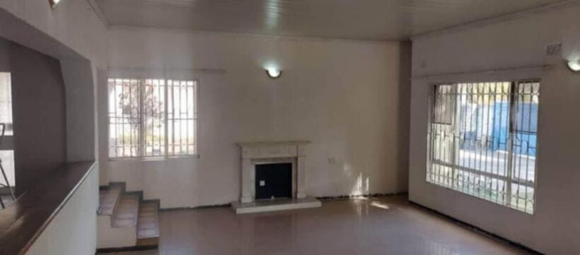 5-bedroom-house-for-rent-in-roma-big-1