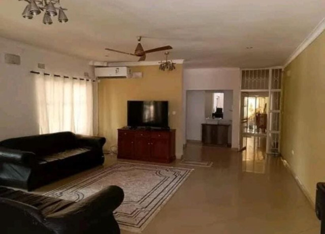 3-bedroom-house-for-sale-in-roma-big-2