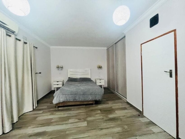 3-bedroom-house-for-rent-in-roma-park-big-5