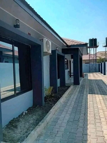 2-3-bedroom-flats-for-sale-in-meanwood-ibex-big-0