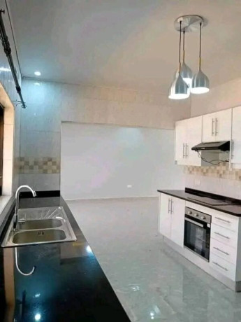 2-3-bedroom-flats-for-sale-in-meanwood-ibex-big-3