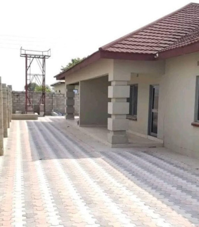 3-bedroom-flat-for-rent-in-meanwood-ndeke-big-0